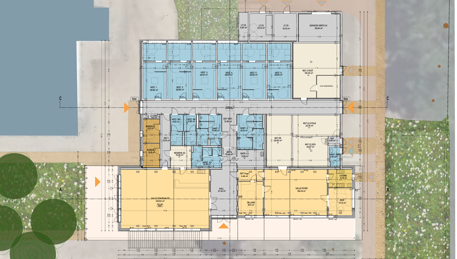 Plan du futur bâtiment avec vestiaires, espaces techniques et foyer